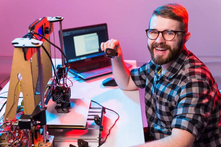 the-beginner-s-guide-to-3d-printing-makergeeks